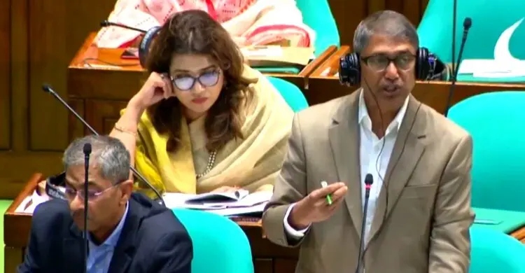 দেশে বীর মুক্তিযোদ্ধা ১ লাখ ৯৮ হাজার ৩৭ জন: মুক্তিযুদ্ধমন্ত্রী