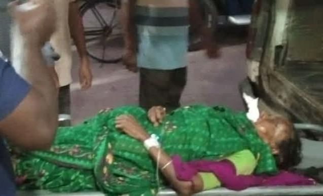 হাতীবান্ধায় পুলিশের মোটরসাইকেলের ধাক্কায় বৃদ্ধা মহিলা নিহত