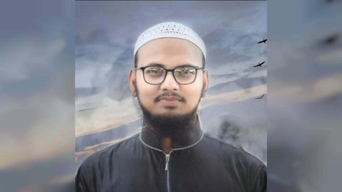 প্রবাসীর স্ত্রীর গোপন ভিডিও ধারণ ও ছড়ানোর অভিযোগ,ক্বওমি মাদ্রাসার মাওলানা মিরাজ গ্রেপ্তার।