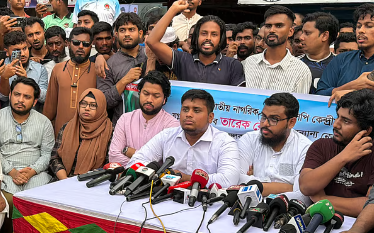 আওয়ামী লীগ সরকারের মতো পুলিশকে দলদাসে পরিণত করছে বিএনপি: হাসনাত আবদুল্লাহ