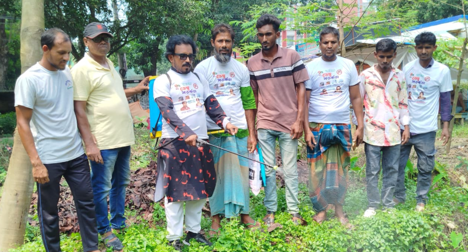 সাতক্ষীরায় ডেঙ্গু প্রতিরোধ ও পরিচ্ছন্নতা অভিযান পরিচালনা